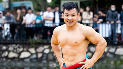 វិចិត្រករក្បាច់គុន Dao Hong Son និងដំណើររបស់គាត់ដើម្បីជំរុញសង្វៀនចំបាប់ក្នុងពិធីបុណ្យ Tet ឆ្នាំ 2025
