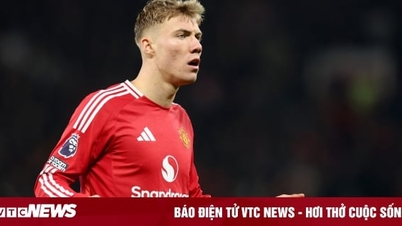 Live football Tottenham vs Man Utd round 25 Premier League