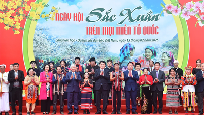 [រូបថត] ប្រធានរដ្ឋ Luong Cuong ចូលរួមពិធីបុណ្យ "ពណ៌និទាឃរដូវទូទាំងប្រទេស"