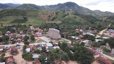 Kon Ray (Kon Tum): Ethnic minority villages change thanks to new rural construction