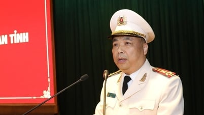 Emotional words of Police Lieutenant Colonel when receiving decision to retire early