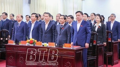 កិច្ចប្រជុំក្រុមប្រឹក្សាប្រជាជនខេត្តលើកទី១៧ អាណត្តិ ២០២១ - ២០២៦ ដើម្បីដោះស្រាយការងារបន្ទាន់ បានអនុម័តដំណោះស្រាយចំនួន ៥ ។