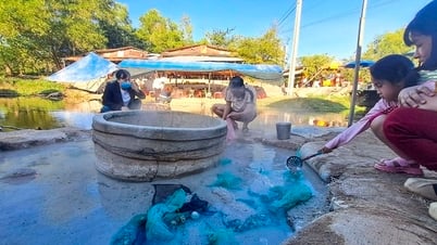ស្ទ្រីមពិសេសនៅ Binh Dinh ទឹកឆ្អិនពង