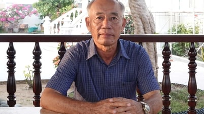 លោក បា សំ ប្រាប់​ពី​ការ​ចិញ្ចឹម​បង្កង​តាម​បច្ចេកវិទ្យា​ខ្ពស់ រក​ចំណូល​បាន ៥០ ពាន់​លាន​ដុង​ក្នុង​មួយ​ឆ្នាំ