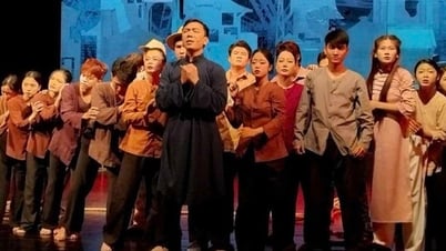 Nhạc kịch "Lửa từ Đất"