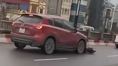 អ្នក​បើក​រថយន្ត Mazda CX5 ត្រូវ​បាន​កោះហៅ​ពី​បទ​រុញ​ម៉ូតូ​ក្រោម​ចម្ងាយ​ជាង ៤ គីឡូម៉ែត្រ នៅ​ក្រុង​ហាណូយ