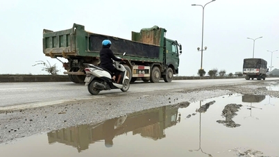 Thanh Hoa City's Eastern Bypass Road is seriously degraded