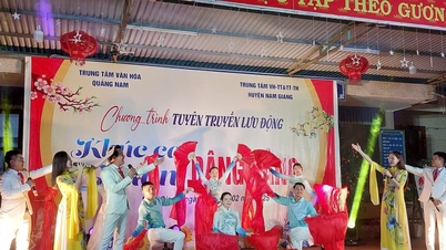 មជ្ឈមណ្ឌលវប្បធម៌ Quang Nam រៀបចំការឃោសនាតាមទូរស័ព្ទ “ចម្រៀងសម្រាប់បក្ស”
