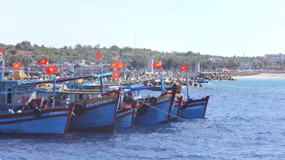 Tàu thuyền gặp khó vì cửa biển Phan Thiết bồi lắng