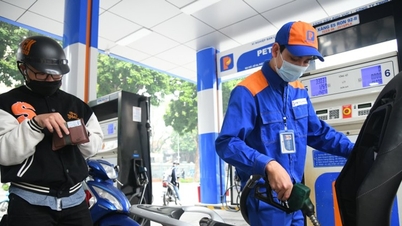 Gasoline price increased by more than 200 VND/liter