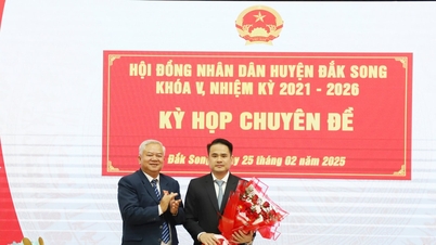 El Sr. Tran Manh Hung es presidente del Comité Popular del Distrito de Dak Song.