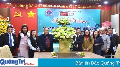 ប្រធានស្តីទីគណៈកម្មាធិការប្រជាជនខេត្ត Ha Sy Dong បានអញ្ជើញទៅទស្សនាមន្ទីរសុខាភិបាល ក្នុងឱកាសទិវាគ្រូពេទ្យវៀតណាម