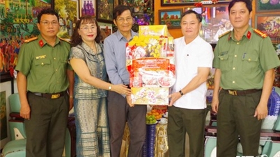 ตำรวจภูธรจังหวัดเชียงราย ลงพื้นที่เยี่ยมและมอบของขวัญแก่บุคคลสำคัญทางศาสนา เนื่องในเทศกาลวันมาฆบูชา ประจำปี 2568