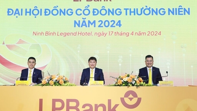 LPBank Shareholders' Meeting: Renaming the Bank to better suit the new development stage