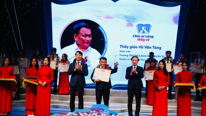 Gia Lai៖ លោកគ្រូ Vu Van Tung មានកិត្តិយសក្នុងកម្មវិធី "ចែករំលែកជាមួយគ្រូ"