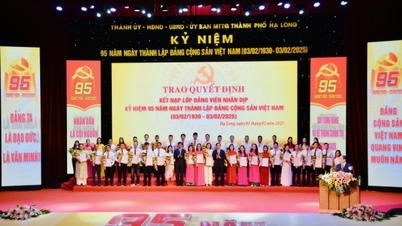 ទីក្រុងហាឡុង៖ អបអរសាទរខួបលើកទី ៩៥ នៃការបង្កើតបក្ស និងផ្តល់រង្វាន់ដល់ការសម្រេចចិត្តទទួលសមាជិកបក្សថ្មីចំនួន ៩៥ នាក់