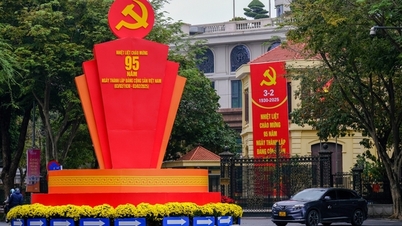 95 years of accompanying the nation
