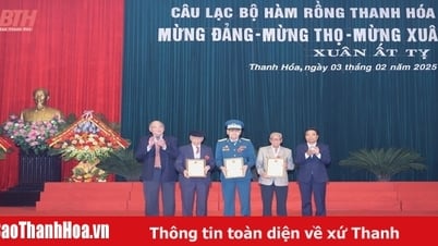 Câu lạc bộ Hàm Rồng “Mừng Đảng - Mừng thọ