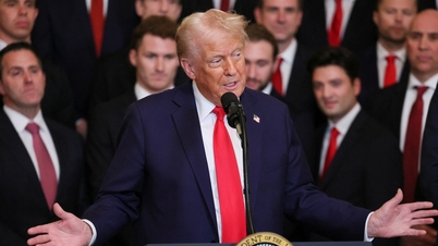 Trump unexpectedly postpones tariffs on Mexico and Canada, keeping them unchanged on China