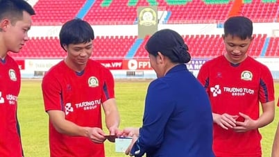 រូបភាពរបស់ Cong Phuong ធ្វើឲ្យអ្នកគាំទ្រព្រួយបារម្ភ គ្មានឱកាសចូលរួមក្រុមជម្រើសជាតិ?