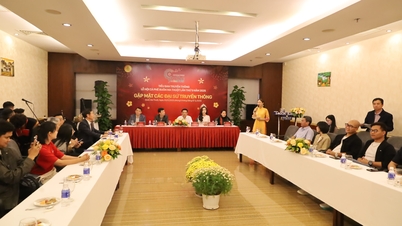 Hoa hậu H’Hen Niê và hoa hậu Đinh Thị Hoa làm Đại sứ truyền thông Lễ hội Cà phê Buôn Ma Thuột lần thứ 9 năm 2025