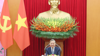 អគ្គលេខាធិកា To Lam បានសន្ទនាតាមទូរស័ព្ទជាមួយលេខាទីមួយ និងប្រធានាធិបតីគុយបា។