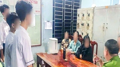 Students in Dong Nai punished for lending money to classmates at high interest rates