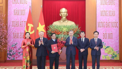ការពង្រឹងបរិធានៈ ការបង្រួបបង្រួម និងការធ្វើសមកាលកម្មពេញប្រព័ន្ធនយោបាយ