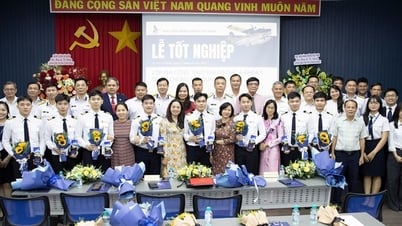 8 phi công thủy phi cơ của Học viện Hàng không Việt Nam tốt nghiệp xuất sắc