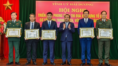 ពង្រឹង​អង្គការ​បក្ស​នៅ​ថ្នាក់​ឃុំ​ឲ្យ​រឹងមាំ​ដើម្បី​ដោះស្រាយ​បញ្ហា​នៅ​ថ្នាក់​មូលដ្ឋាន