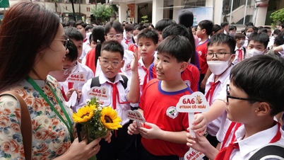 What are the maternity leave terms for teachers?