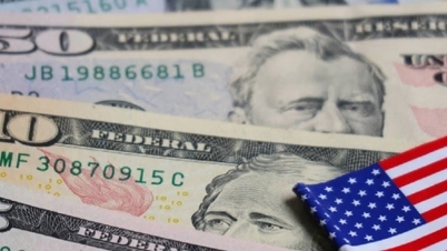 USD suy yếu, EUR tăng trưởng tốt nhất trong 16 năm