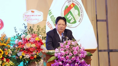 Sếp Hóa Chất Đức Giang khoe "núi" tiền mặt, kể chuyện lỗ chứng khoán