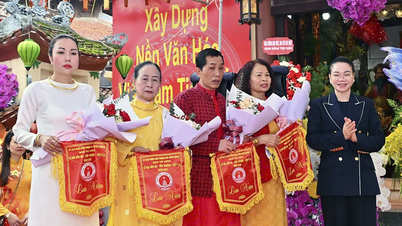 Trình diễn thực hành nghi lễ tín ngưỡng thờ Mẫu Tam phủ của người Việt