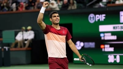 Alcaraz ស៊ុតបញ្ចូលទីបាន Hat-trick នៃពាន Indian Wells