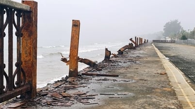 Eisengeländer stellen Fallen am Strand von Sam Son