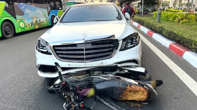 Nữ tài xế lái ô tô Mercedes tông 10 xe máy ở TPHCM