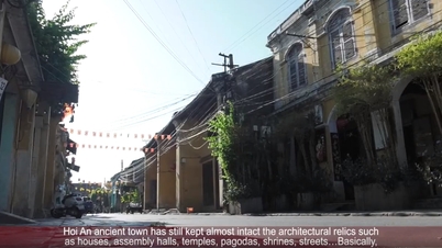 Mắt Cửa Tâm Linh Phố Hội