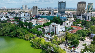 Chủ tịch Hà Nội yêu cầu xử lý trong 24 giờ sau khi nhận hồ sơ loạt dự án