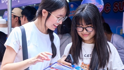 メディア学生の「レンズ」を通して見る2025年入学・キャリアカウンセリングデー