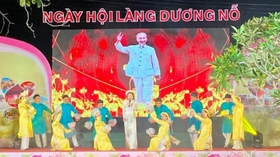 Ngày hội làng Dương Nỗ tôn vinh di sản Chủ tịch Hồ Chí Minh