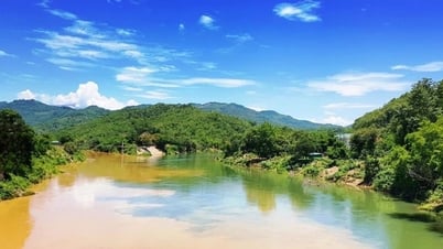 តើស្រុកណាធំជាងគេនៅប្រទេសវៀតណាម ប៉ុន្តែស្ថិតក្នុងបញ្ជីអ្នកក្រជាងគេក្នុងប្រទេស?