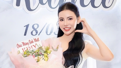 Á hậu Việt Nam Thời đại 2024 đón tuổi 22, tự tin khoe dáng nóng bỏng