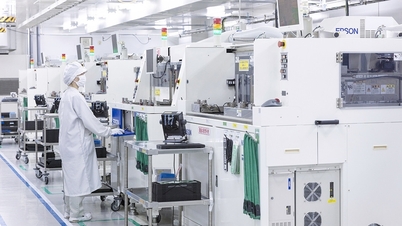 Vietnam is facing a golden opportunity to develop technology.