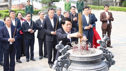 Chủ tịch nước Lương Cường dâng hương tại Khu lưu niệm Tổng Bí thư Nguyễn Văn Linh; Nhà tưởng niệm Trung tướng Nguyễn Bình; Nhà thờ bà Hoàng Thị Loan - thân mẫu Chủ tịch Hồ Chí Minh