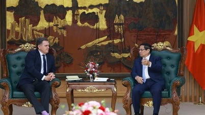 Vietnam - France promote cooperation in aviation and high-speed railway