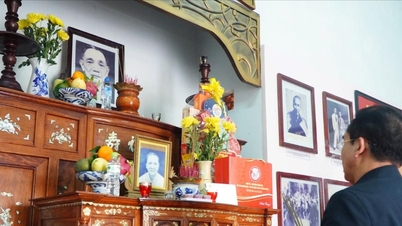 Provincial leaders pay tribute to comrade Truong Quang Giao - former Secretary of Quang Nam Provincial Party Committee
