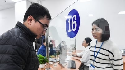 Khoản trợ cấp yên tâm cả năm cho viên chức nghỉ việc