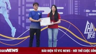 1.000 vận động viên chạy bộ gây quỹ cho học sinh nghèo