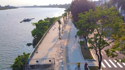 Riverside sidewalks in Da Nang have separate paths for bicycles